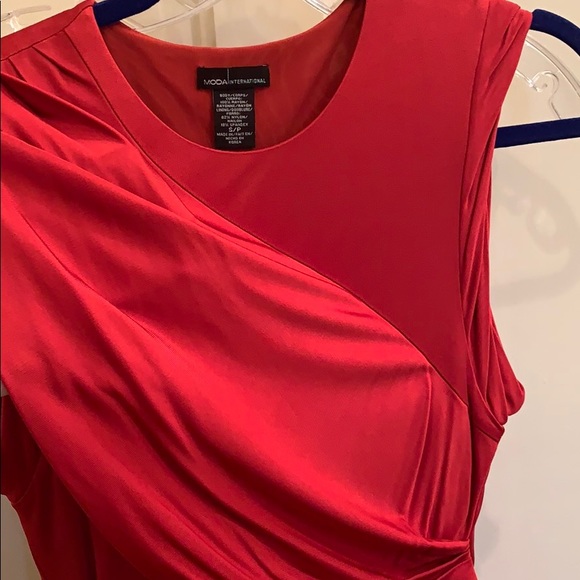 Dress - Picture 6 of 6